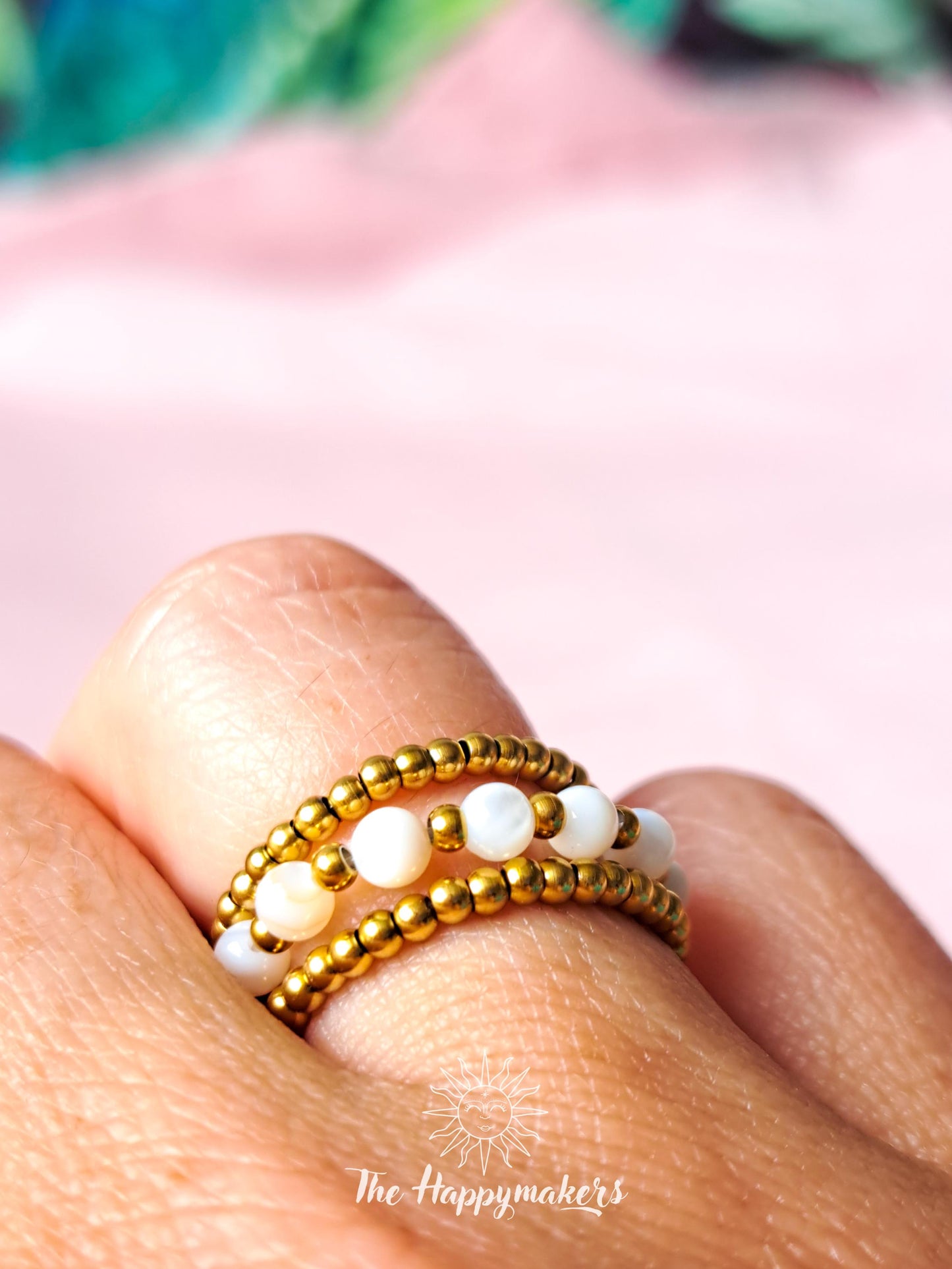 Kralen ring, 3 stuks, schelpkralen, 2mm stainless steel kralen, elastische ring, 100% waterproof, stapelbare ringen, onesize, boho, goud