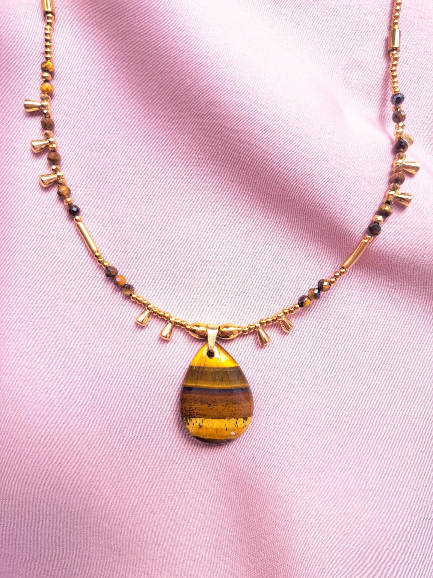 Kralen ketting boho met edelsteen, stainless steel, waterproof, handgemaakt, tijgeroog, zelfvertrouwen