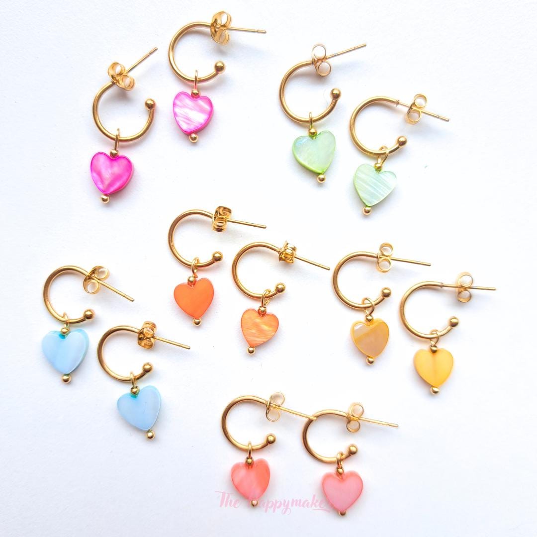 Oorbellen stainless steel, hartjes, 100% waterproof, schelpkralen, little hoops, bedeloorbellen, handgemaakt