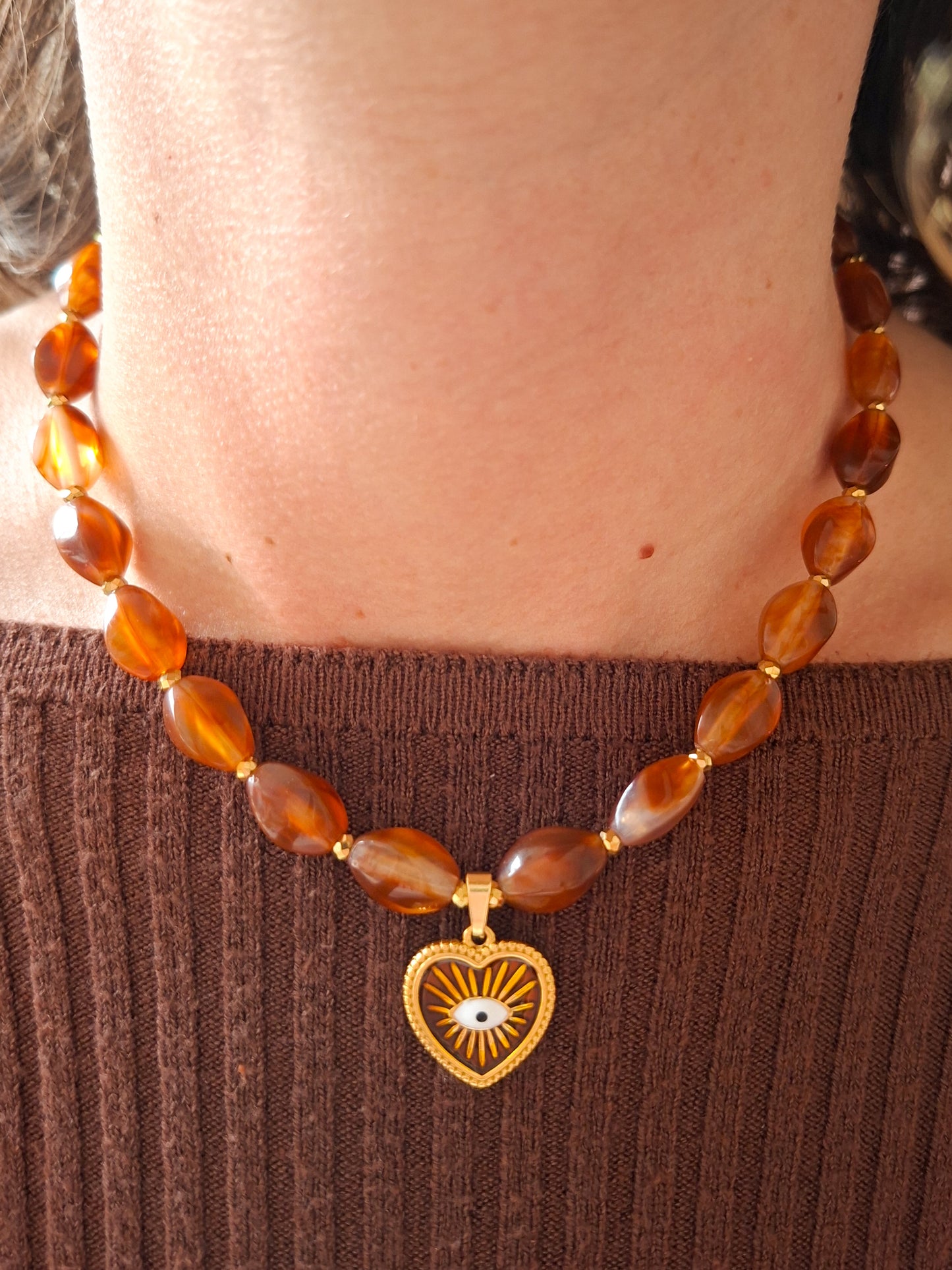 Grote kralen ketting met bedel