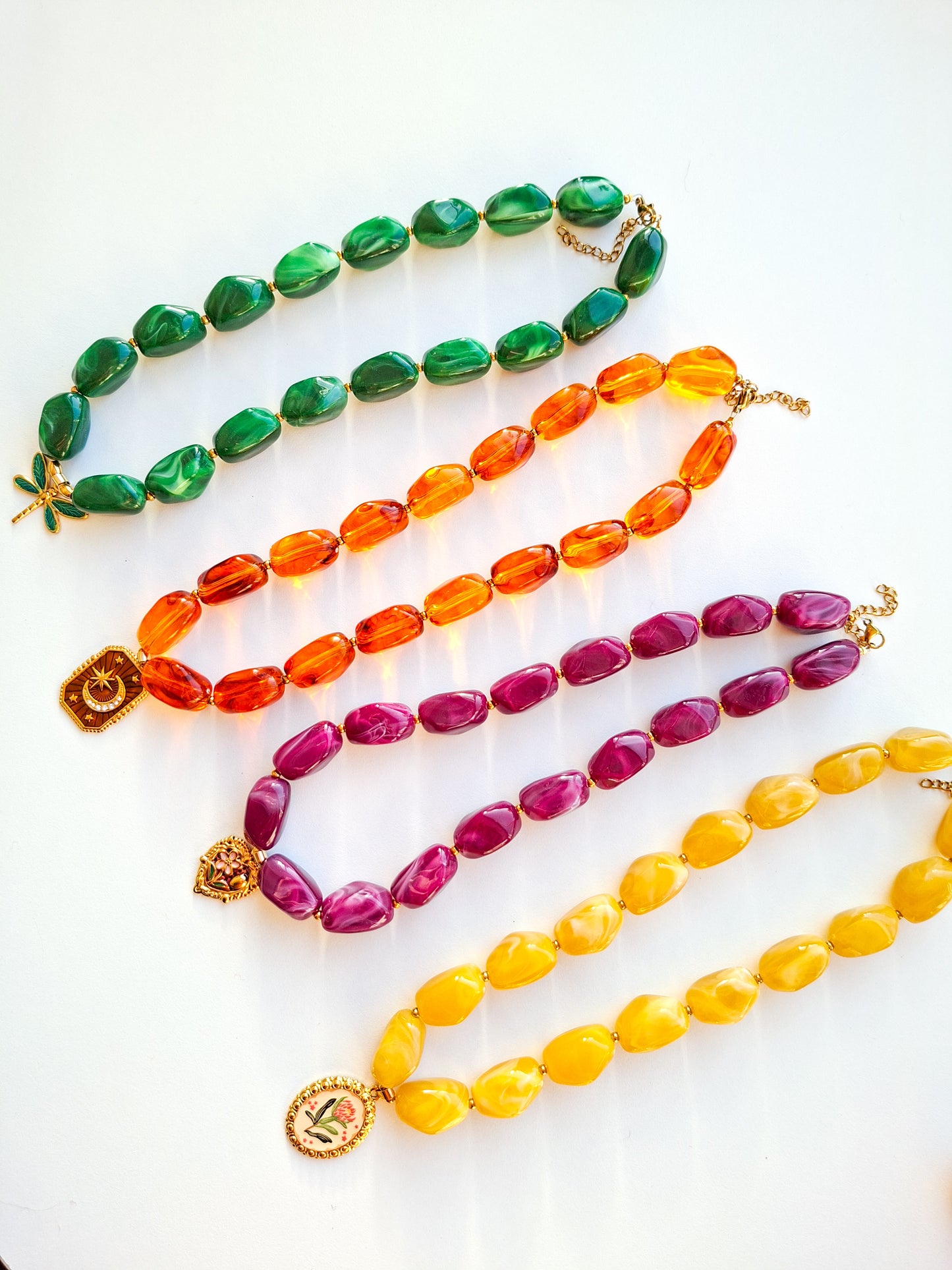 Chunky kralen ketting met bedel