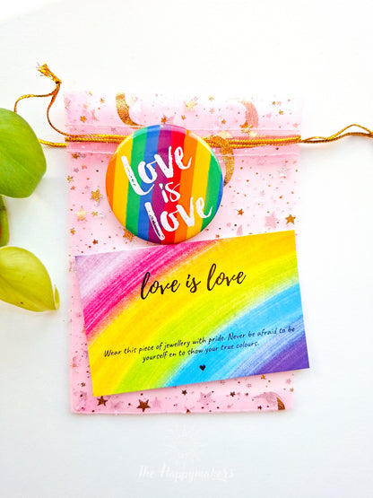 Pin/button ☀ love is love