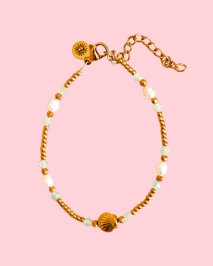 Boho beach bracelet kauri shell