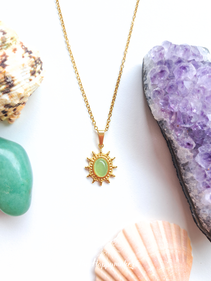 Ketting met edelsteen bedel