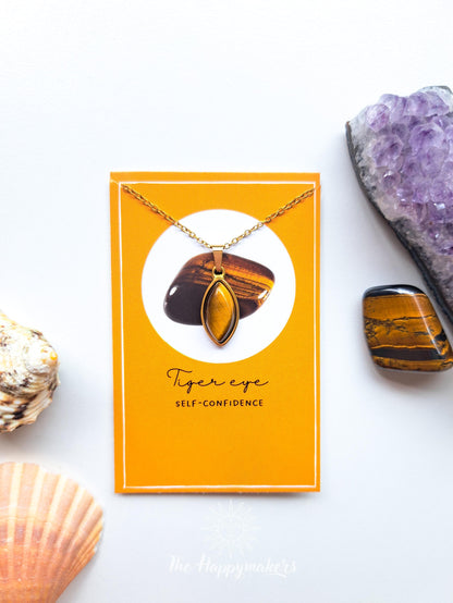 Ketting met edelsteen bedel