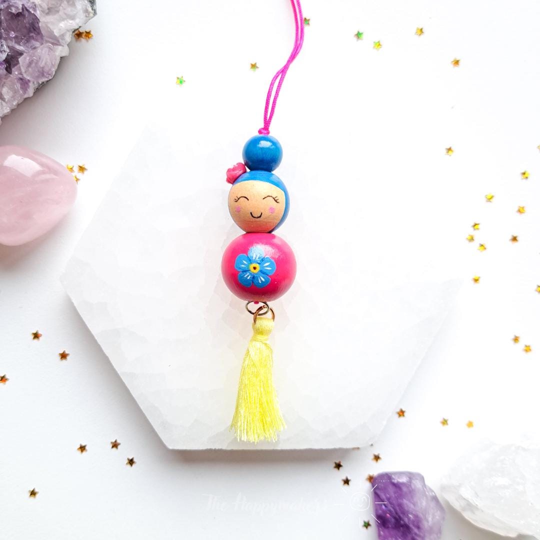 Gelukspoppetje, handgemaakt, geluksbrenger, vergeet me nietje, liefde, cadeautje, geschenk, hanger, autohanger