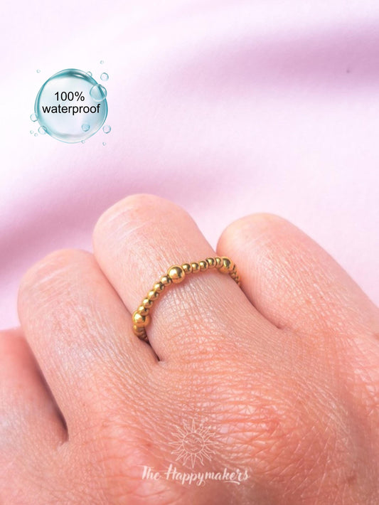 Kralen ring, 2mm stainless steel kralen, elastische ring, 100% waterproof, stapelbare ringen, onesize, boho, goud, rekbare ringen