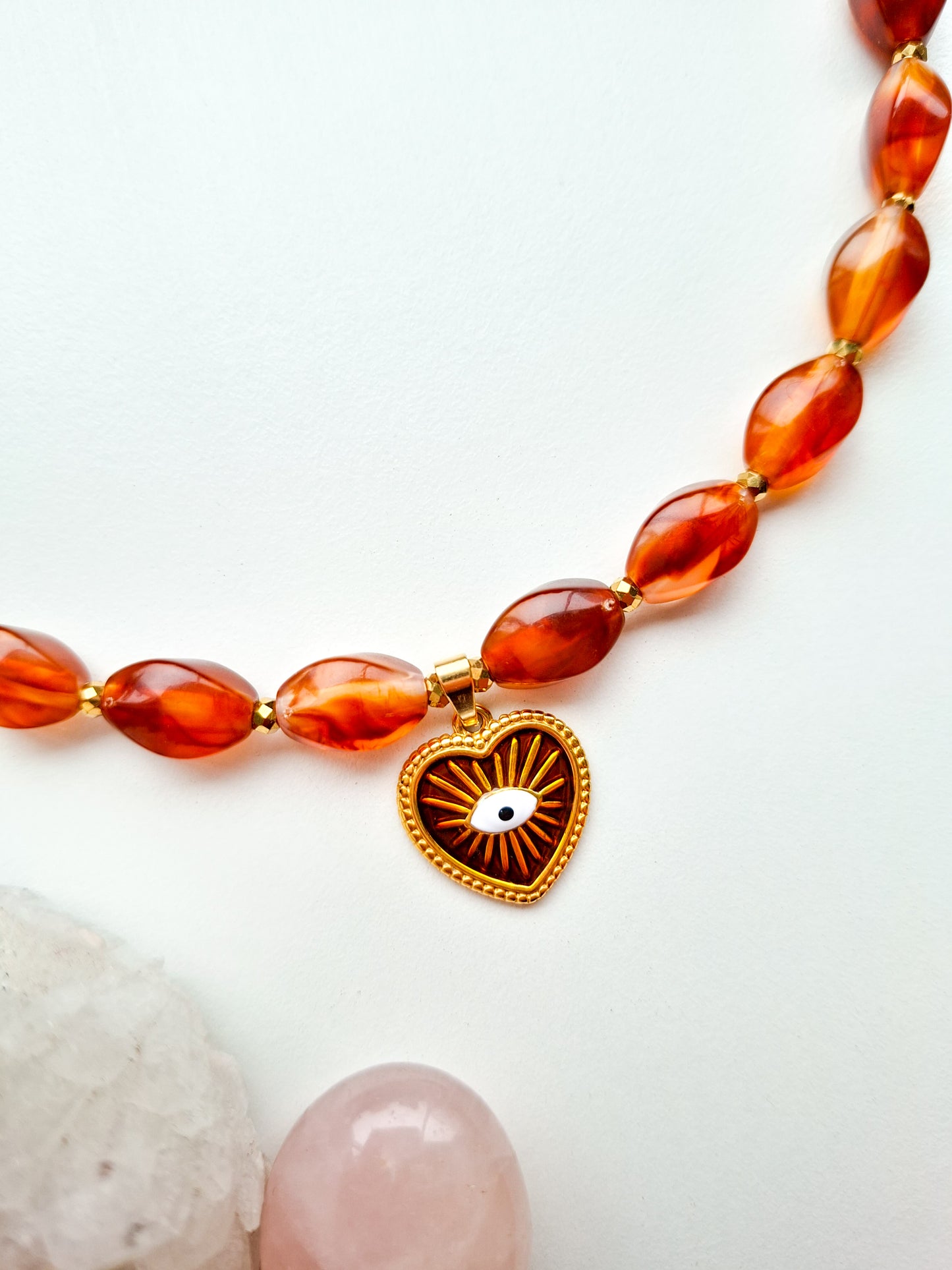 Grote kralen ketting met bedel